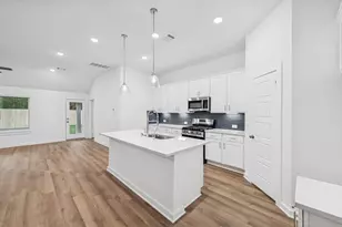 973 Garden Path Dr, Willis, TX 77378 - Photo 20