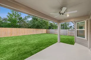 973 Garden Path Dr, Willis, TX 77378 - Photo 6