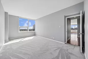 15 Greenway Plz, Houston, TX 77046 - Photo 22