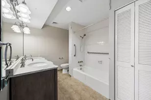 15 Greenway Plz, Houston, TX 77046 - Photo 20