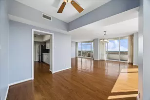15 Greenway Plz, Houston, TX 77046 - Photo 18