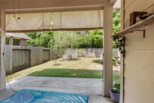 1668 Maggie Trail Dr, Alvin, TX 77511 - Photo 26