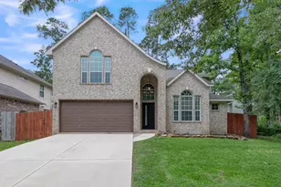 3215 Canterbury Ln, Montgomery, TX 77356 - Photo 1