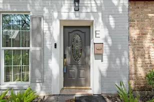 5217 Arboles Dr, Houston, TX 77035 - Photo 4