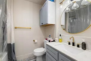 5217 Arboles Dr, Houston, TX 77035 - Photo 18