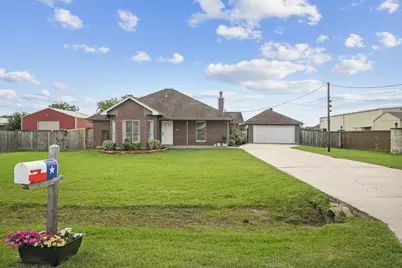 3603 Lone Pine Drive, Santa Fe, TX 77510 - Photo 2