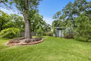 8810 Seber Dr, Tomball, TX 77375 - Photo 48