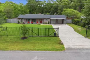 8810 Seber Dr, Tomball, TX 77375 - Photo 4