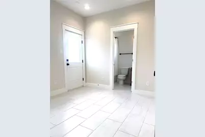 5338 Donovan Gardens Lane, Houston, TX 77091 - Photo 6