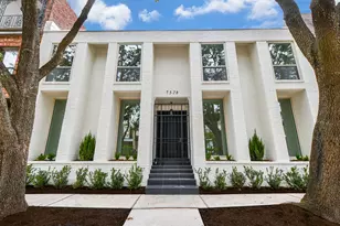 7528 Chevy Chase Dr, Houston, TX 77063 - Photo 2