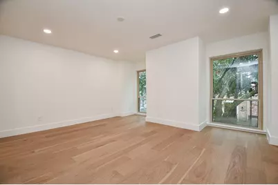 7528 Chevy Chase Drive, Houston, TX 77063 - Photo 22