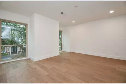 7528 Chevy Chase Drive, Houston, TX 77063 - Photo 24