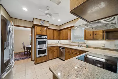 1926 Twin Springs, Kingwood, TX 77339 - Photo 12