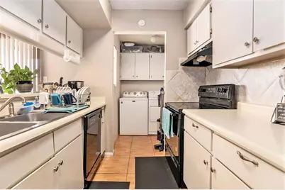 1500 Bay Area Boulevard #424, Houston, TX 77058 - Photo 6