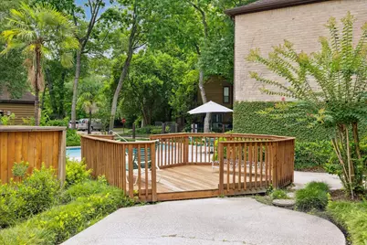 11711 Memorial Drive #47, Houston, TX 77024 - Photo 26