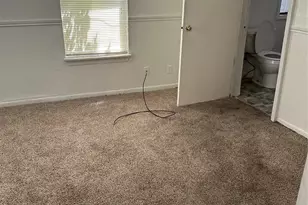 409 7th St, Huntsville, TX 77320 - Photo 16