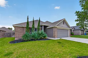 14370 S Summerchase Cir, Willis, TX 77318 - Photo 2