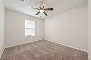 14370 S Summerchase Cir, Willis, TX 77318 - Photo 30