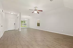 3010 Lockeridge Village Dr, Spring, TX 77386 - Photo 12