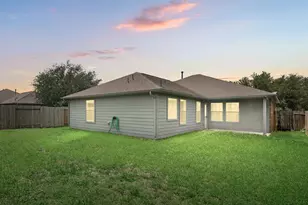 3010 Lockeridge Village Dr, Spring, TX 77386 - Photo 2