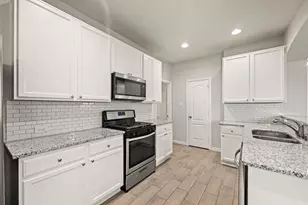 3010 Lockeridge Village Dr, Spring, TX 77386 - Photo 16