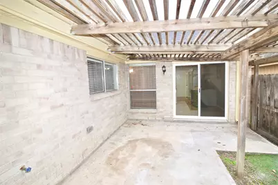 2126 Highland Hills Drive, Sugar Land, TX 77478 - Photo 12