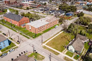 1724 Common St, Houston, TX 77009 - Photo 10