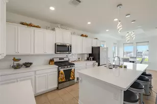 8610 Cichlid Ln, Cypress, TX 77433 - Photo 14