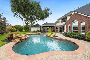 1914 Rosewood Ln, Sugar Land, TX 77479 - Photo 42