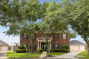 1914 Rosewood Ln, Sugar Land, TX 77479 - Photo 6