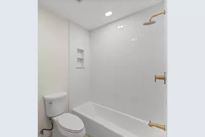 6 Thornhedge Court, The Woodlands, TX 77381 - Photo 34