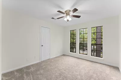 6 Thornhedge Court, The Woodlands, TX 77381 - Photo 32