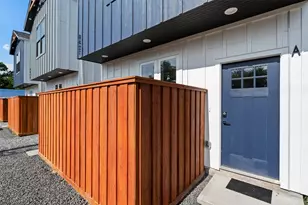 8421 Venus St, Houston, TX 77088 - Photo 6