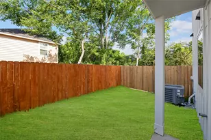 8421 Venus St, Houston, TX 77088 - Photo 38