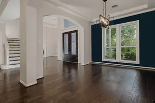 14 Graceful Elm Ct, The Woodlands, TX 77381 - Photo 4