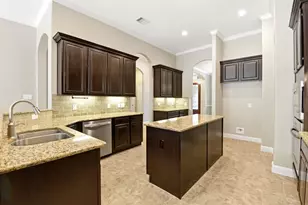 13914 TallHeath Ct, Houston, TX 77044 - Photo 12