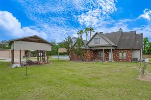 2499 Southline Rd, Conroe, TX 77384 - Photo 8