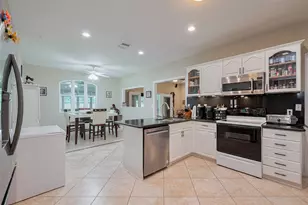 2499 Southline Rd, Conroe, TX 77384 - Photo 16