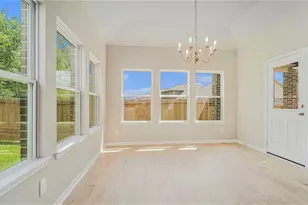 855 Waukegan Rd, Conroe, TX 77306 - Photo 8