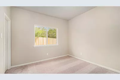 855 Waukegan Road, Conroe, TX 77306 - Photo 22