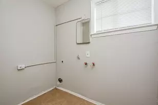 2509 Oakcliff St, Houston, TX 77023 - Photo 12