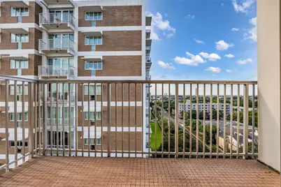 3614 Montrose Boulevard #900, Houston, TX 77006 - Photo 16