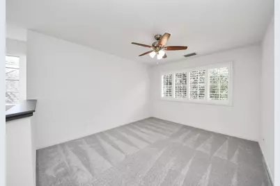 103 E Lakeridge Drive, The Woodlands, TX 77381 - Photo 30