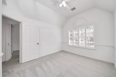 103 E Lakeridge Drive, The Woodlands, TX 77381 - Photo 42