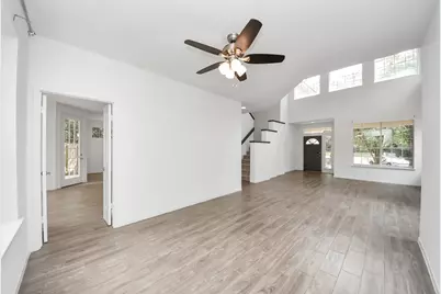 103 E Lakeridge Drive, The Woodlands, TX 77381 - Photo 8