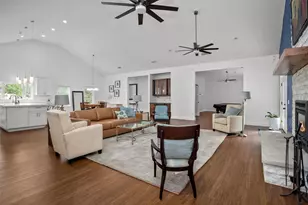 207 W Neyland, Colmesneil, TX 75938 - Photo 4