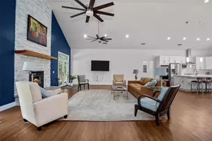 207 W Neyland, Colmesneil, TX 75938 - Photo 10