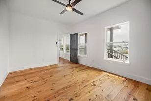 809 W Taylor Ave, Port O'Connor, TX 77982 - Photo 16