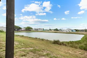 809 W Taylor Ave, Port O'Connor, TX 77982 - Photo 38