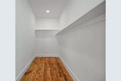 809 W Taylor Avenue, Port O'Connor, TX 77982 - Photo 22